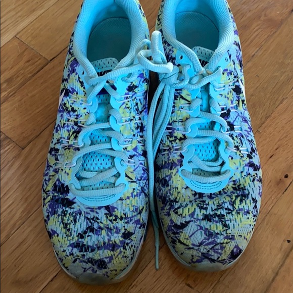 Nike Shoes - Nike sneakers